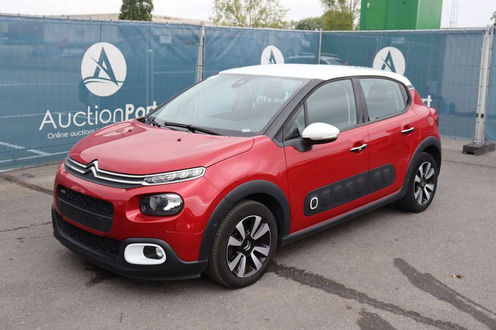 Passenger car Citroen C3 Petrol 110hp 2017 (Margin)