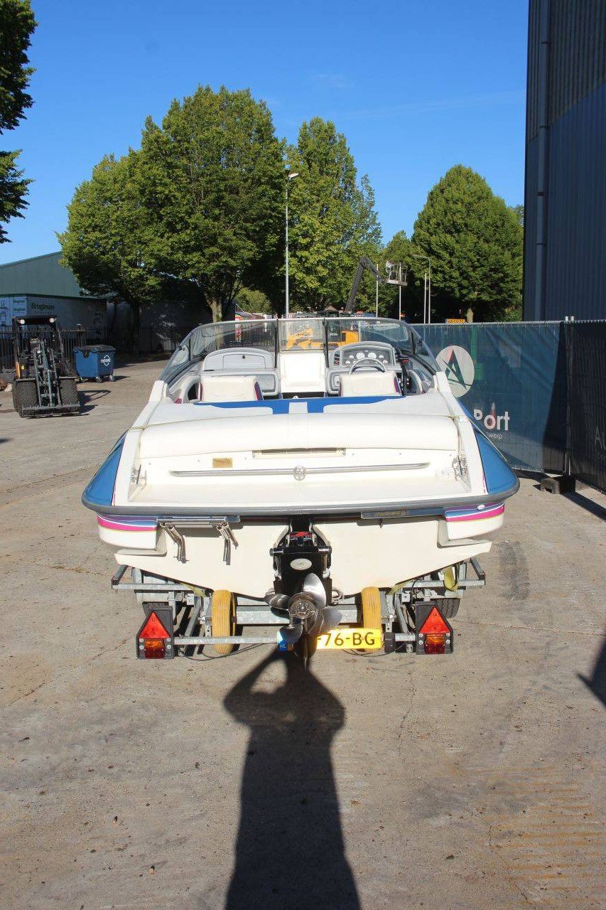 Speedboat Thunderbird Falcon 1800 Petrol 1995 with trailer
