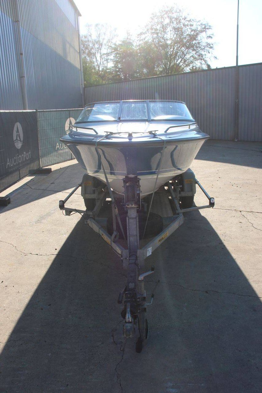 Speedboat Thunderbird Falcon 1800 Petrol 1995 with trailer