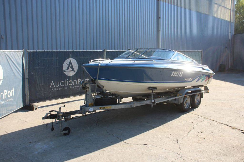Speedboat Thunderbird Falcon 1800 Petrol 1995 with trailer