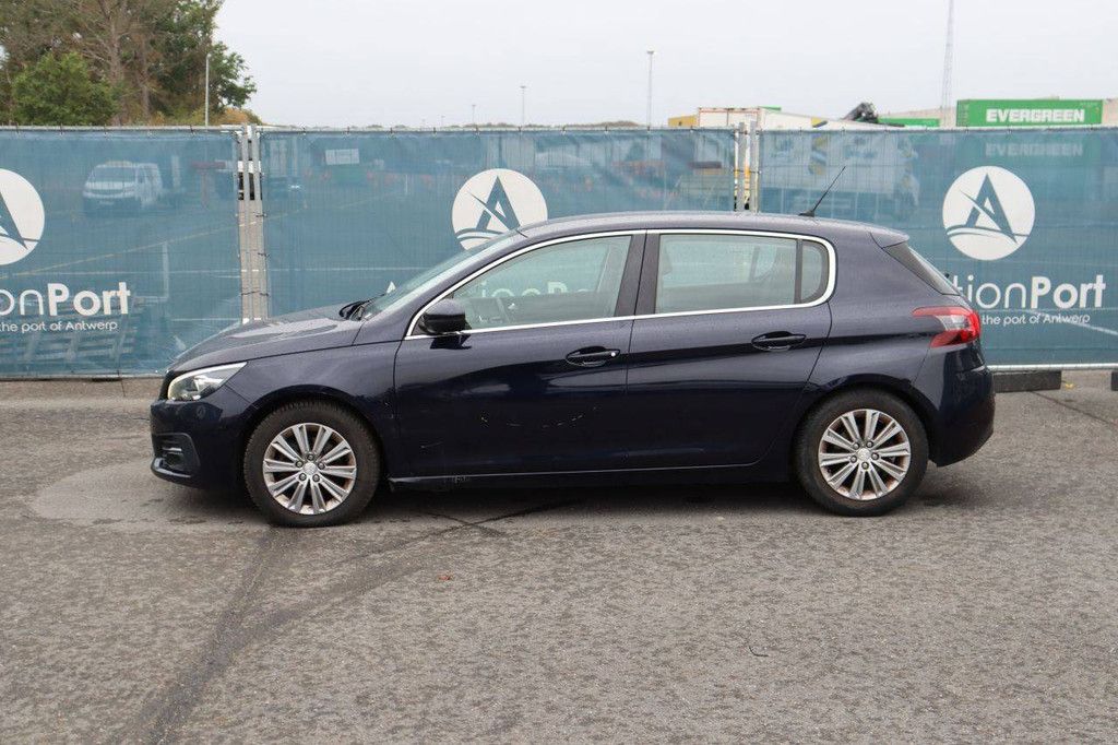 Passenger car Peugeot 308 Petrol 130hp 2018 (Margin)