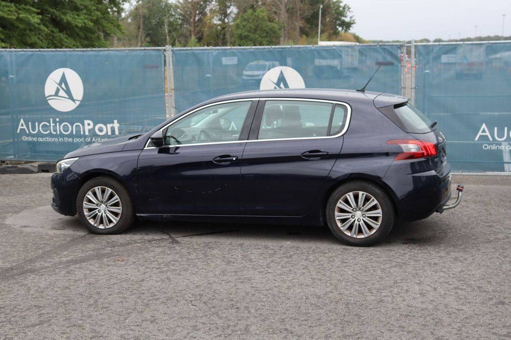 Passenger car Peugeot 308 Petrol 130hp 2018 (Margin)