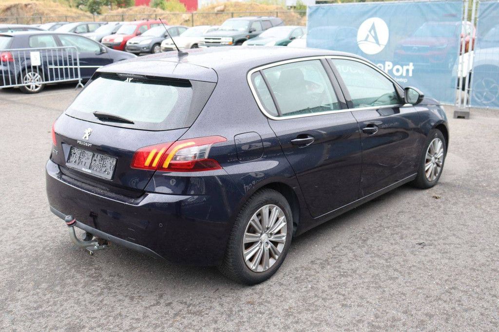 Passenger car Peugeot 308 Petrol 130hp 2018 (Margin)