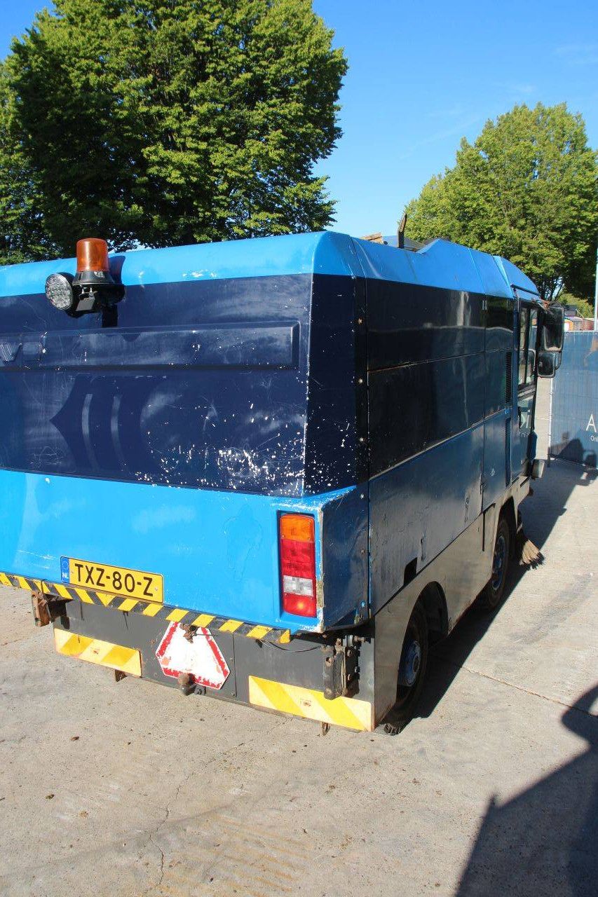 Veegmachine Ravo 5002 SI CD Diesel 81kW 2000