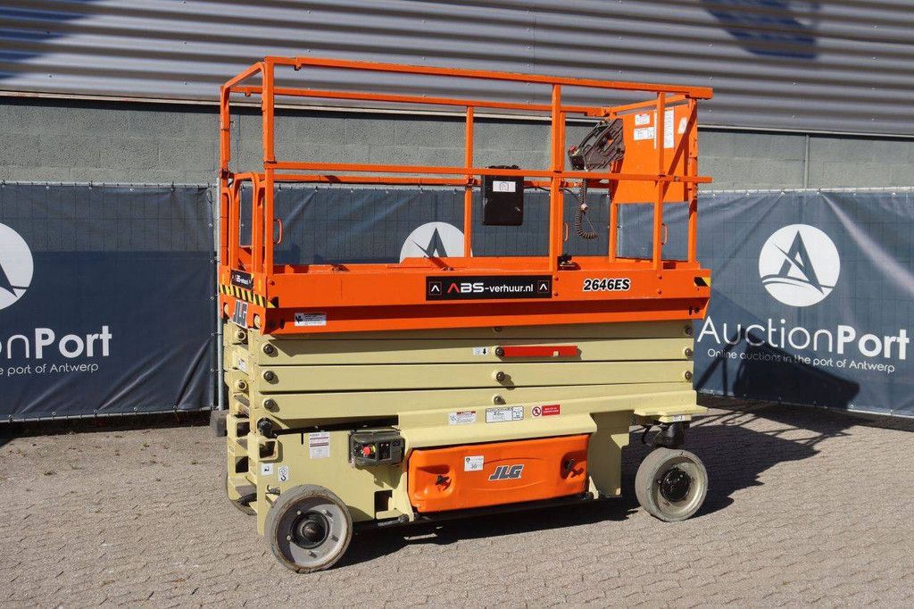 Scissor lift JLG 2646ES Electric 10m 2015