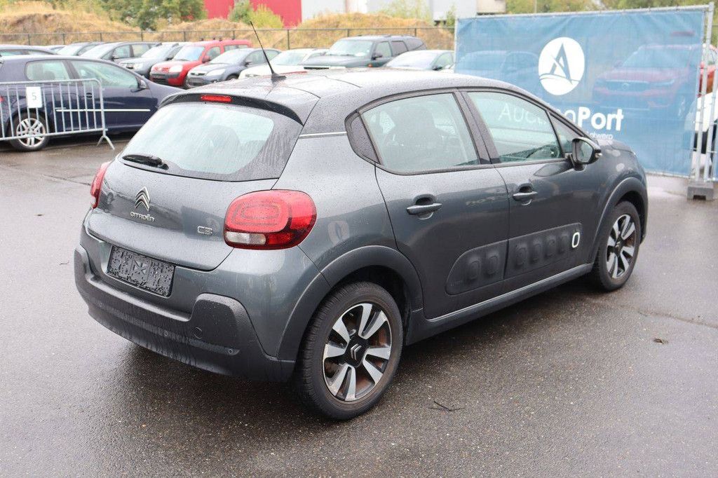 Passenger car Citroën C3 Petrol 110hp 2017 (Margin)