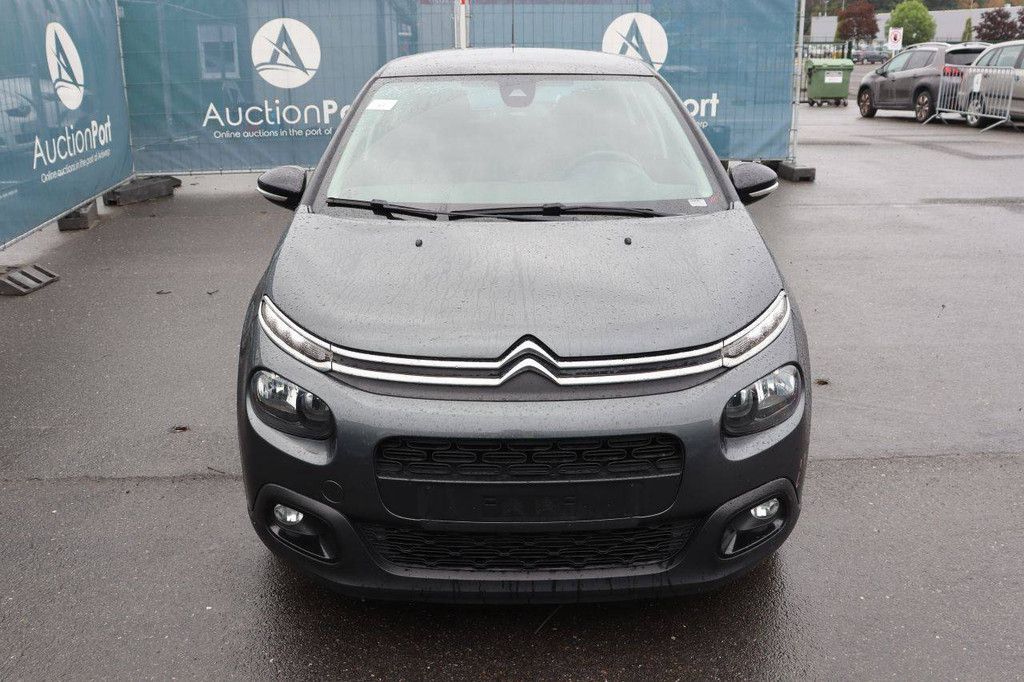 Passenger car Citroën C3 Petrol 110hp 2017 (Margin)