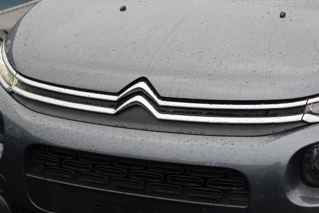 Passenger car Citroën C3 Petrol 110hp 2017 (Margin)