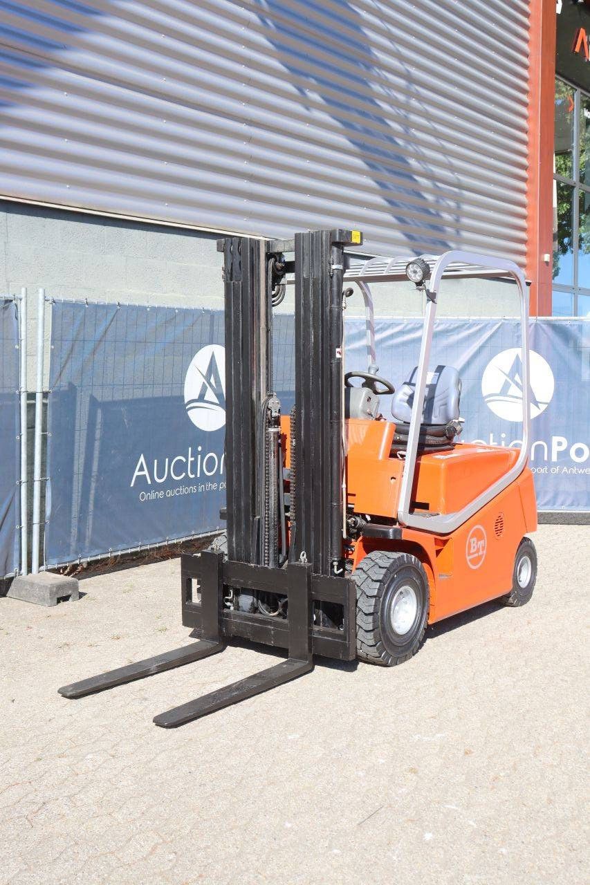 Cesab C4E250V Electric Forklift 2500kg 4.5m 2006