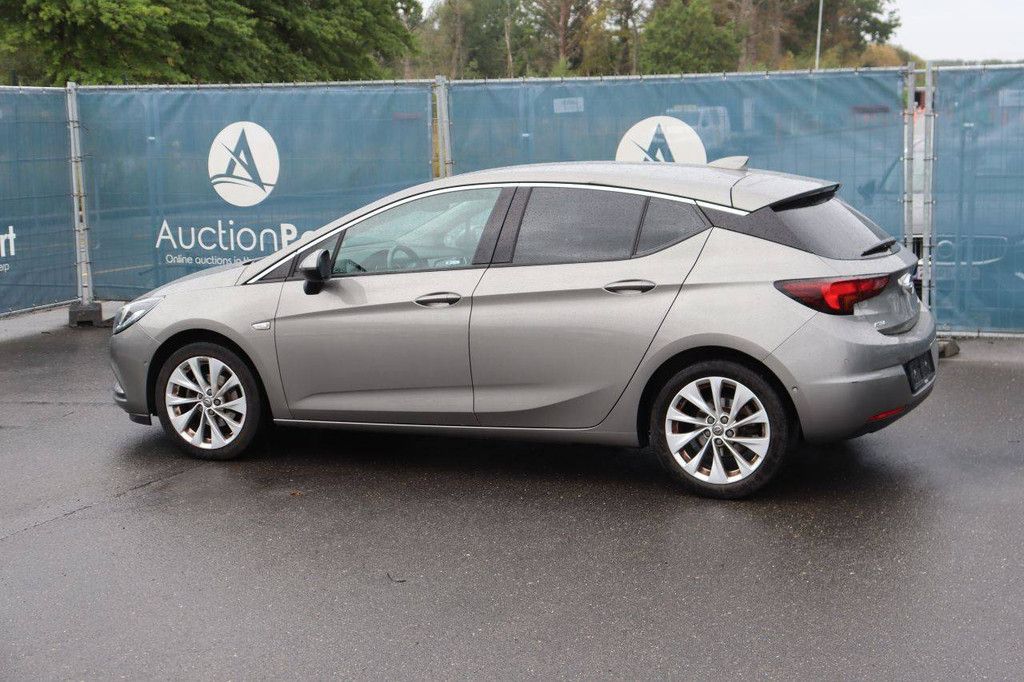 Passenger car Opel Astra Petrol 105hp 2017 (Margin)