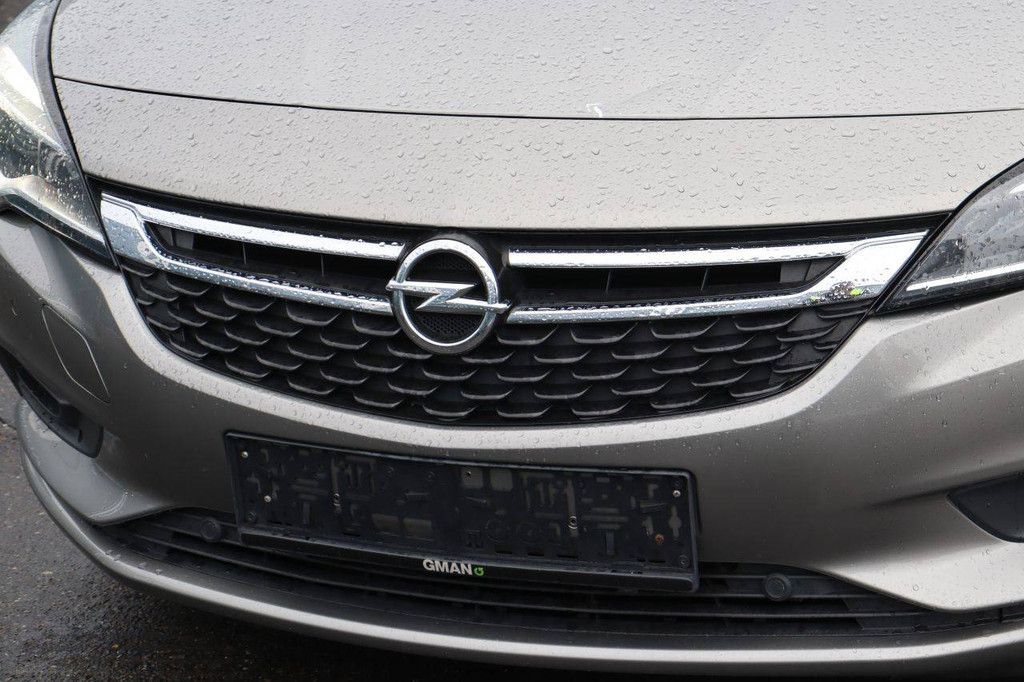 Passenger car Opel Astra Petrol 105hp 2017 (Margin)