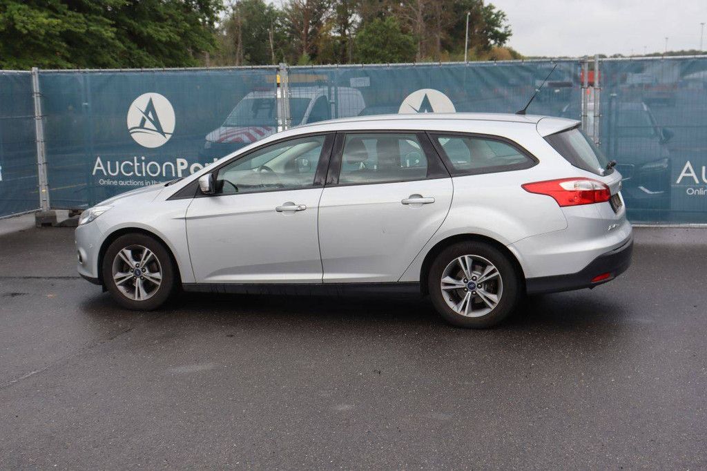 Passenger car Ford Focus Petrol 100hp 2014 (Margin)