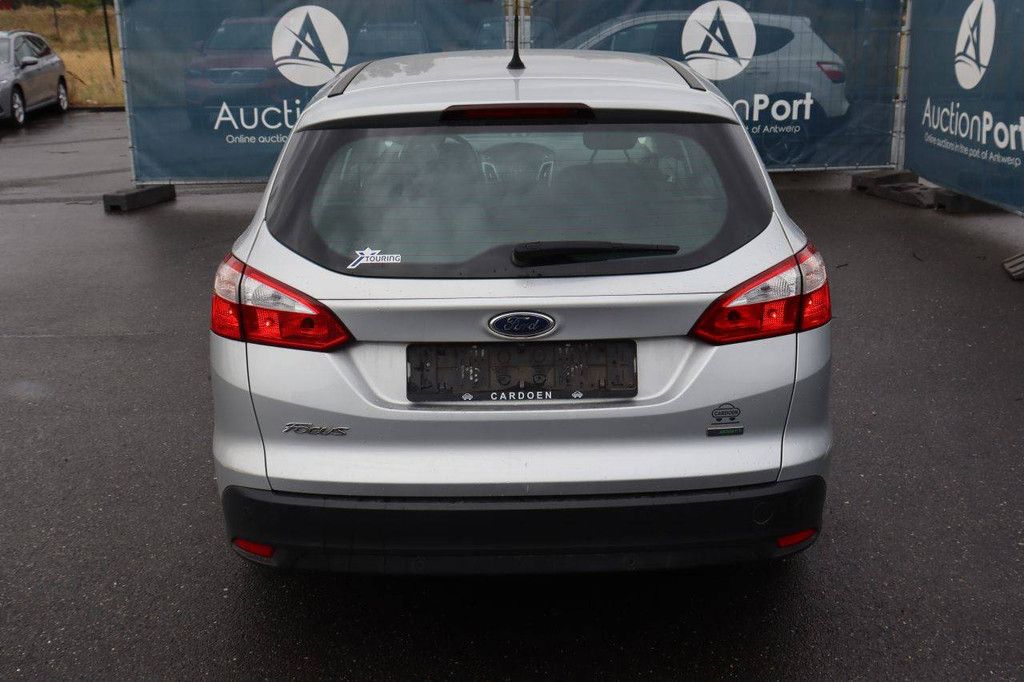 Passenger car Ford Focus Petrol 100hp 2014 (Margin)