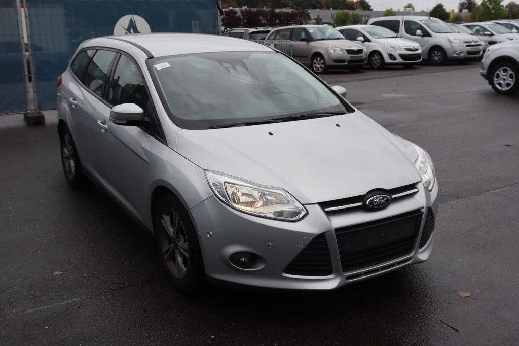 Passenger car Ford Focus Petrol 100hp 2014 (Margin)