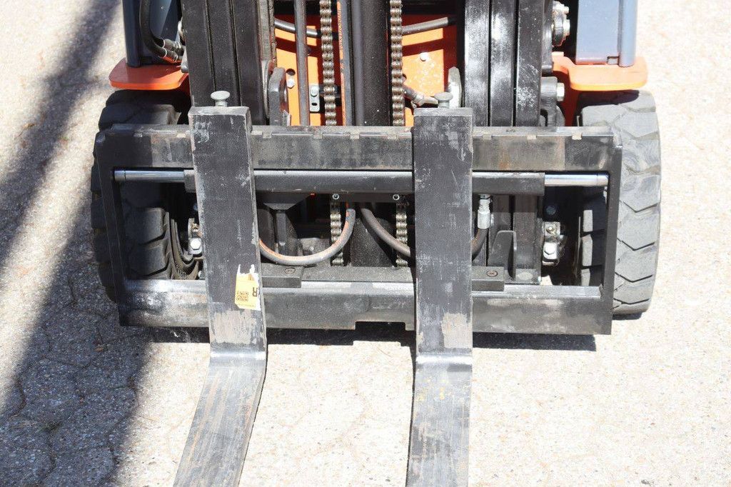 Toyota 8FBE16T Electric Forklift 1600kg 5.5m 2016
