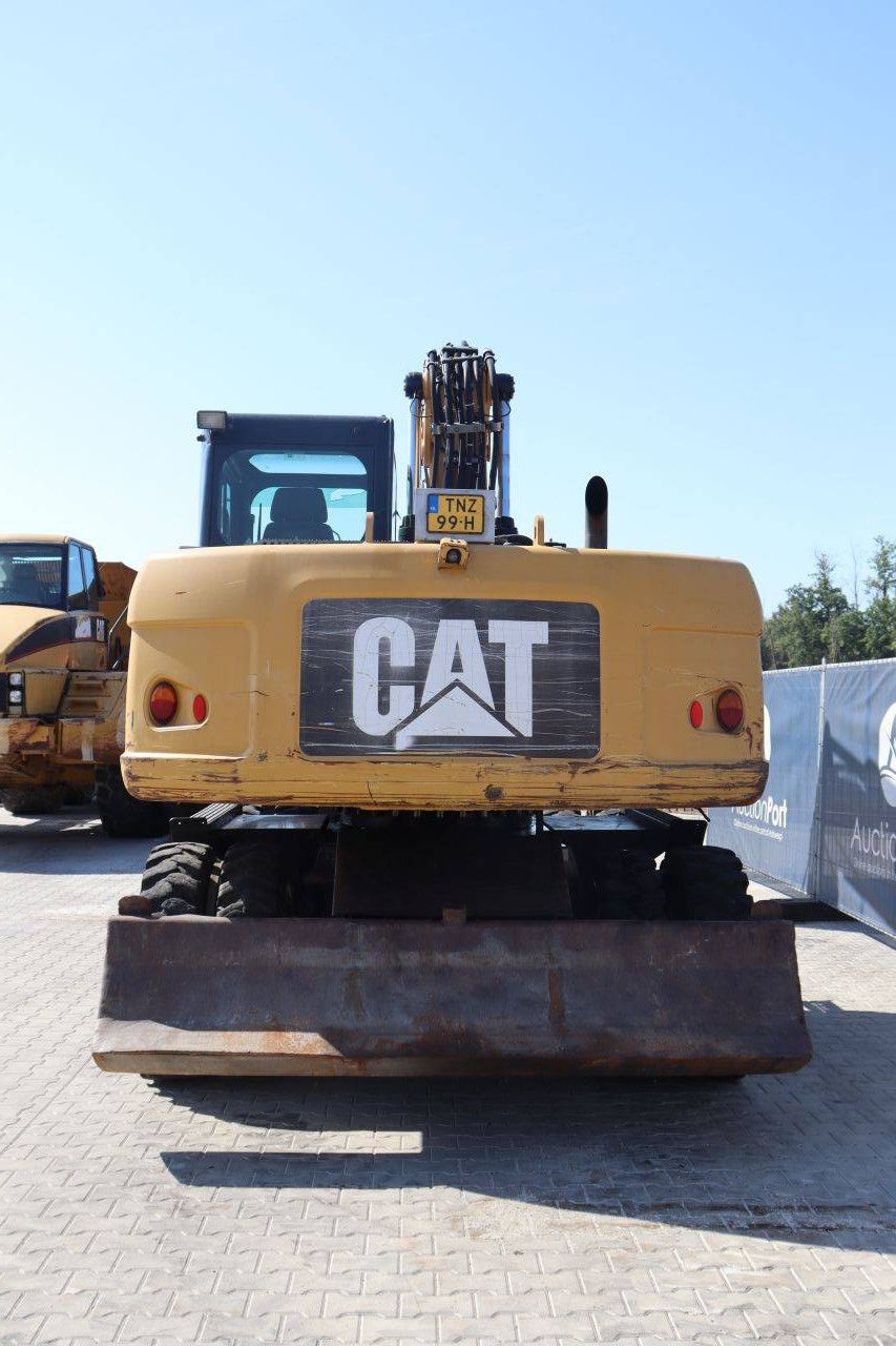 Wheel excavator Caterpillar M315D Diesel 2011