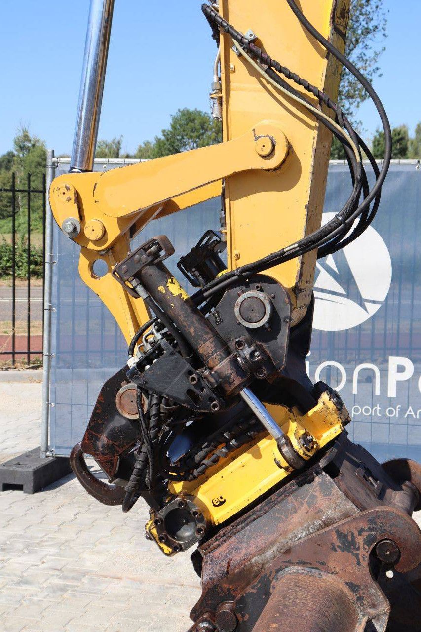 Wheel excavator Caterpillar M315D Diesel 2011