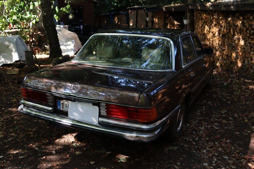 Passenger car Mercedes-Benz 280 SEL Petrol 1979