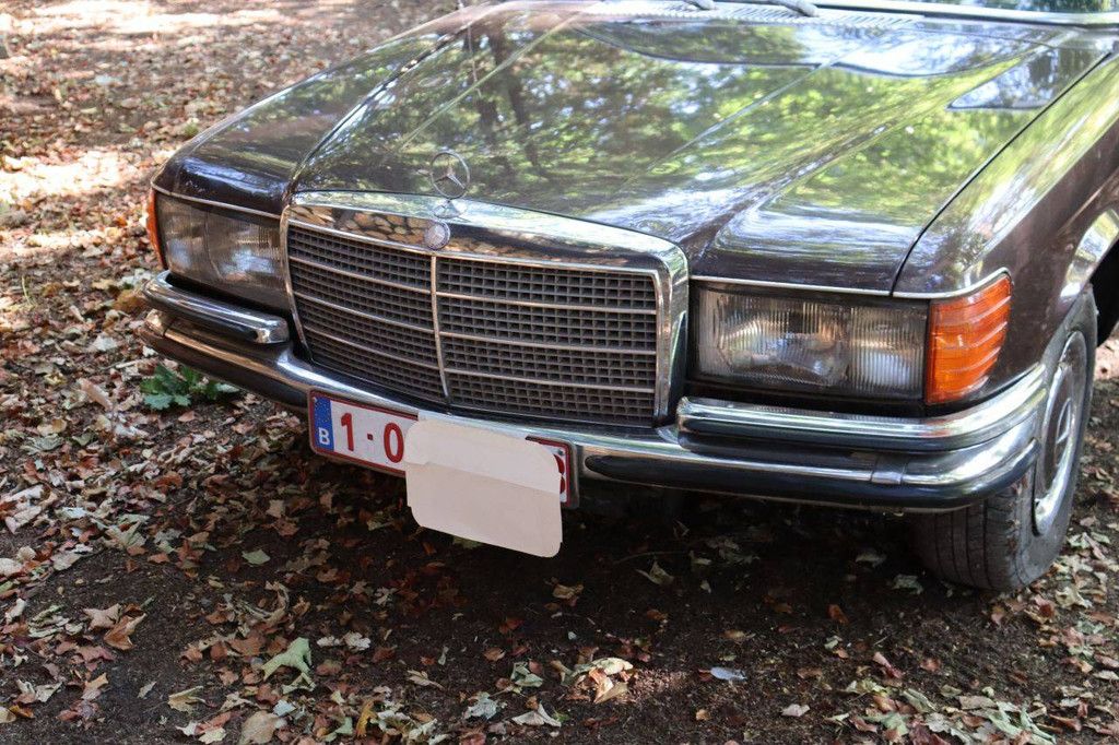 Passenger car Mercedes-Benz 280 SEL Petrol 1979