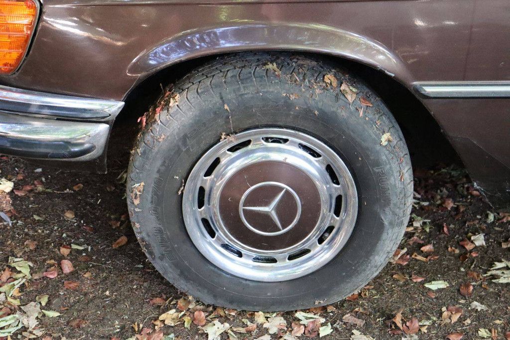 Passenger car Mercedes-Benz 280 SEL Petrol 1979