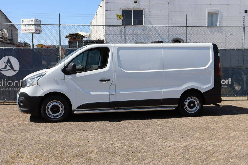 Renault Trafic Diesel Van 2019