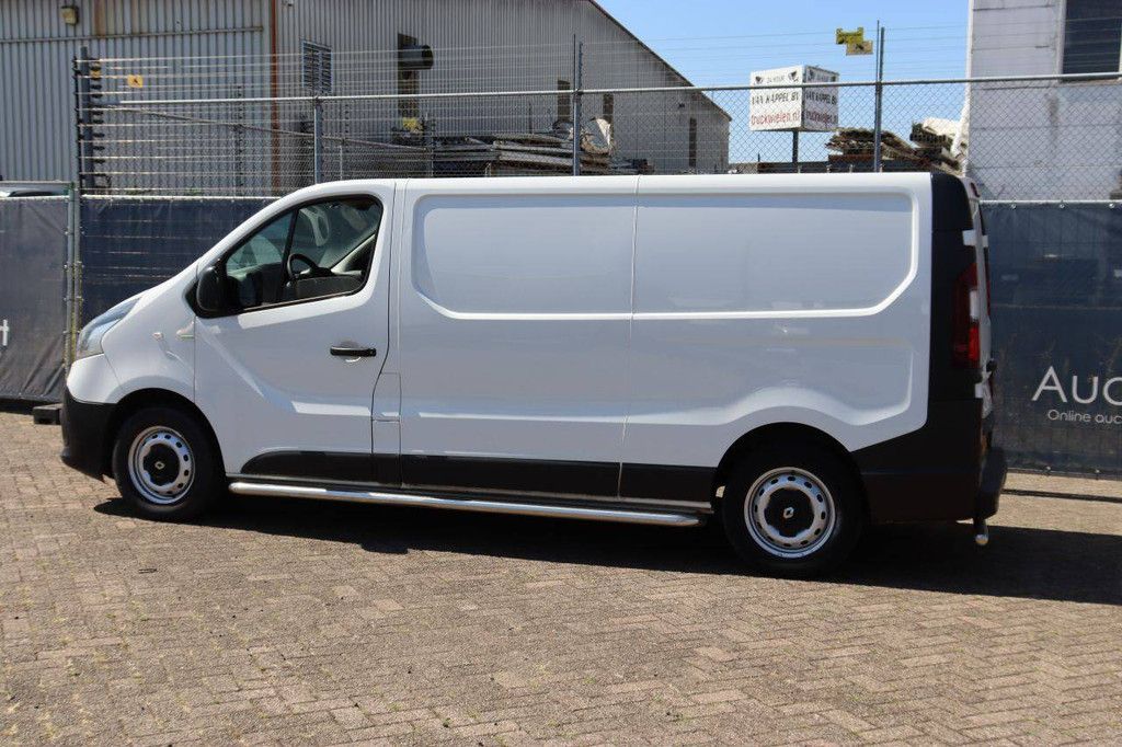 Renault Trafic Diesel Van 2019