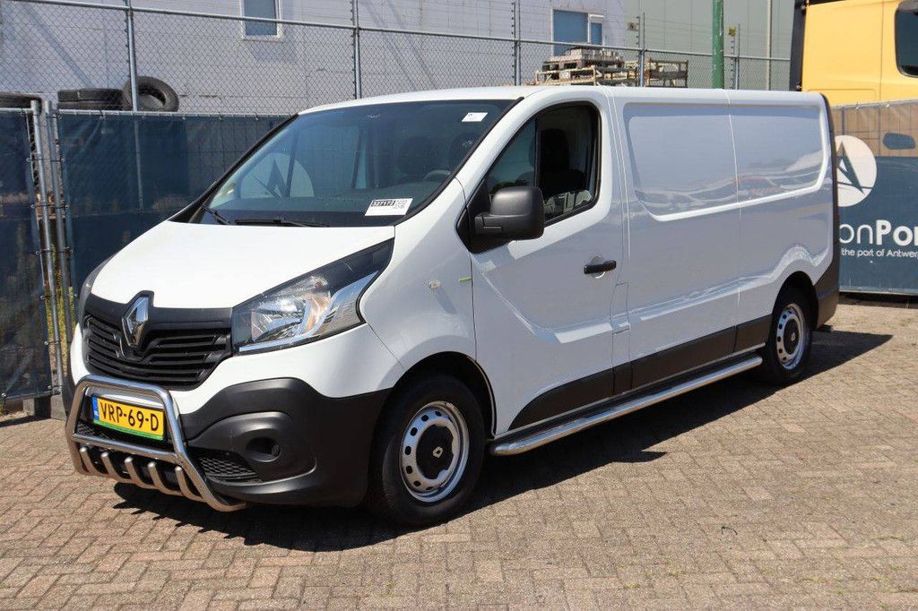Renault Trafic Diesel Van 2019