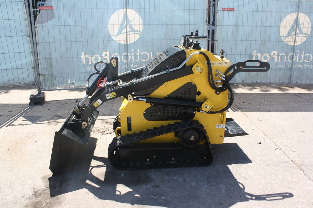 Skid steer loader Delano T360 Diesel 2026 Demo