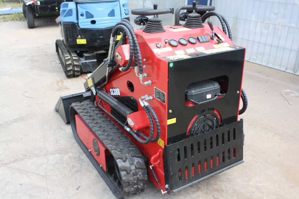 Skid steer loader 380C Petrol 2026