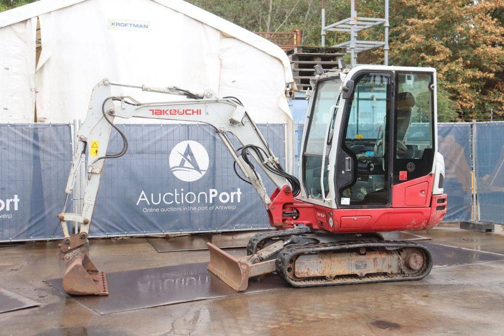 Crawler excavator Takeuchi TB230 Diesel 2017