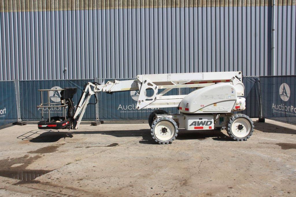 Niftylift HR21 Articulated Boom Lift Hybrid Diesel + Electric 225kg 20.8m 2015