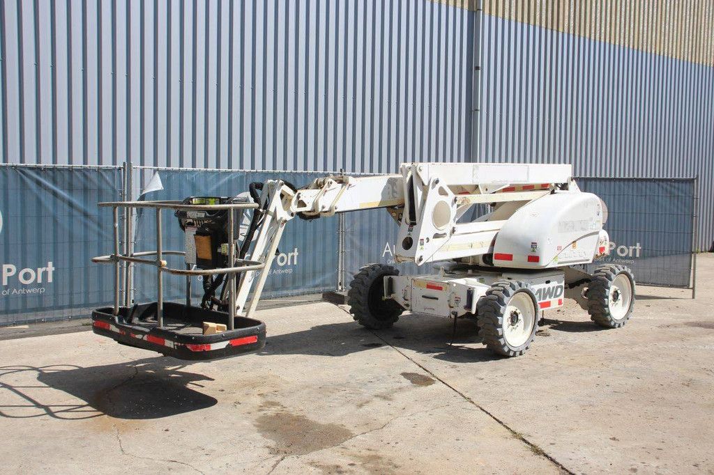 Niftylift HR21 Articulated Boom Lift Hybrid Diesel + Electric 225kg 20.8m 2015
