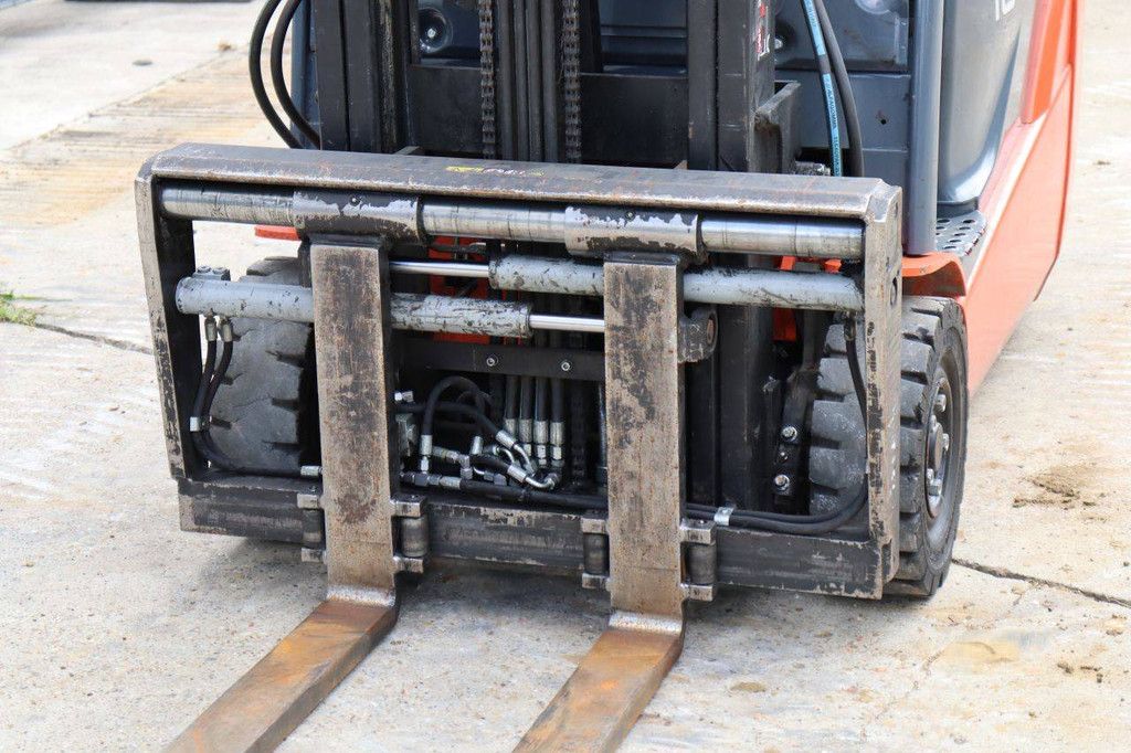 Toyota 8FBE16T Electric Forklift 1600kg 3.3m 2018
