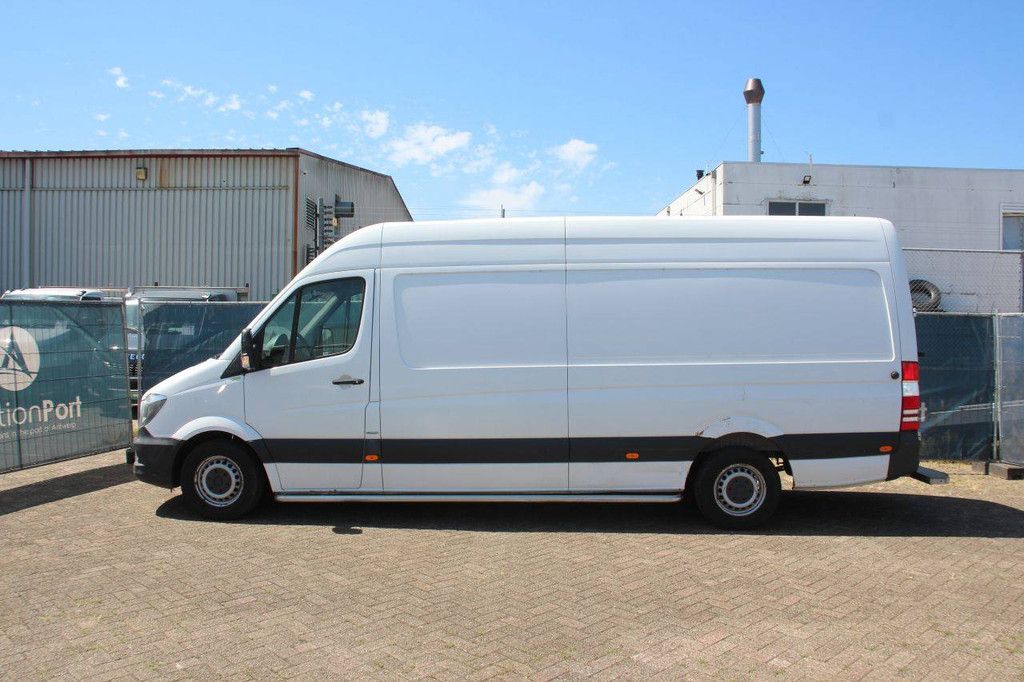 Van Mercedes-Benz Sprinter 313CDI Diesel 129hp 2015