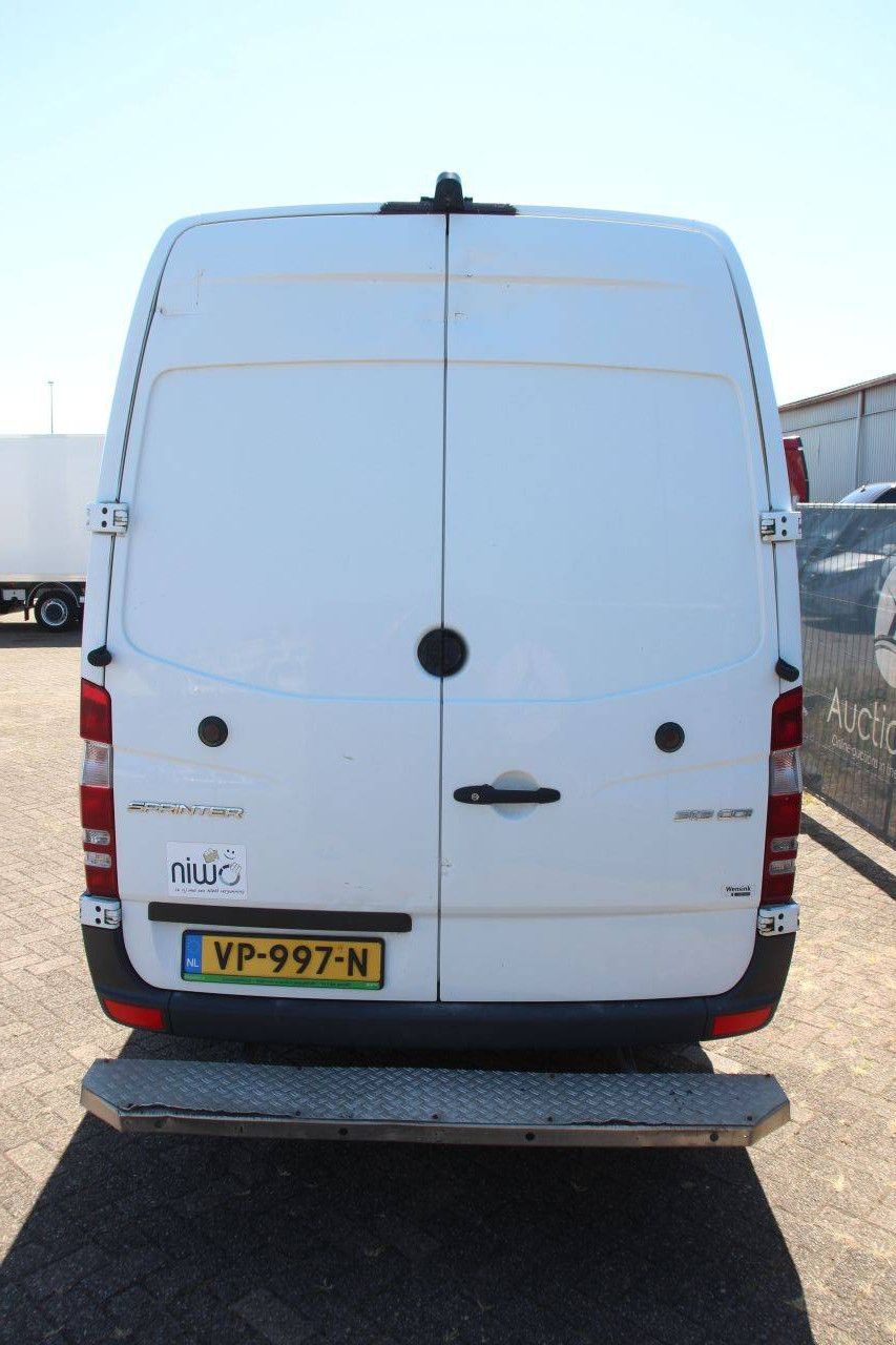 Van Mercedes-Benz Sprinter 313CDI Diesel 129hp 2015