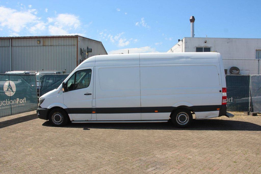 Mercedes-Benz Sprinter Diesel Van 129hp 2015
