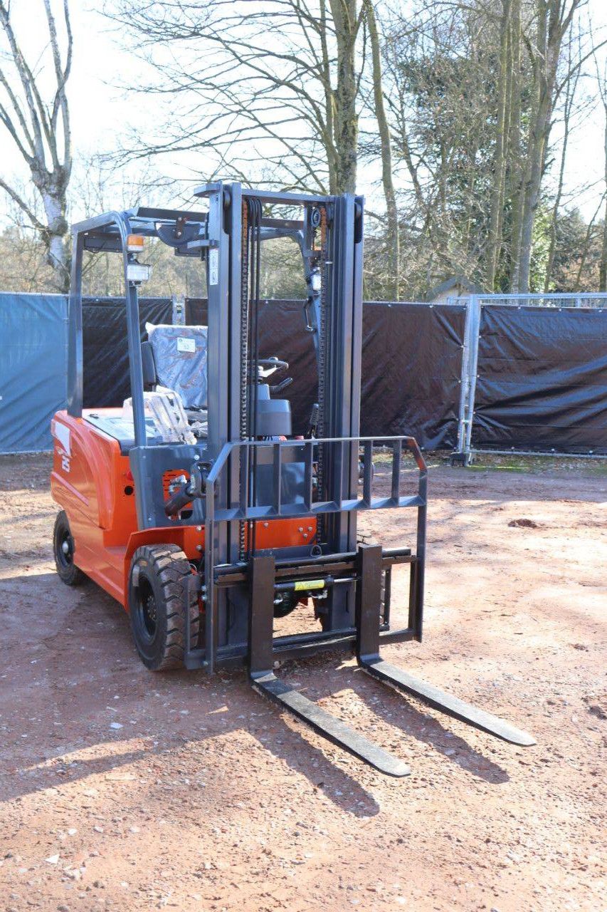 Machpro MP-E2.5 Electric Forklift 2500kg 3m 2025 New