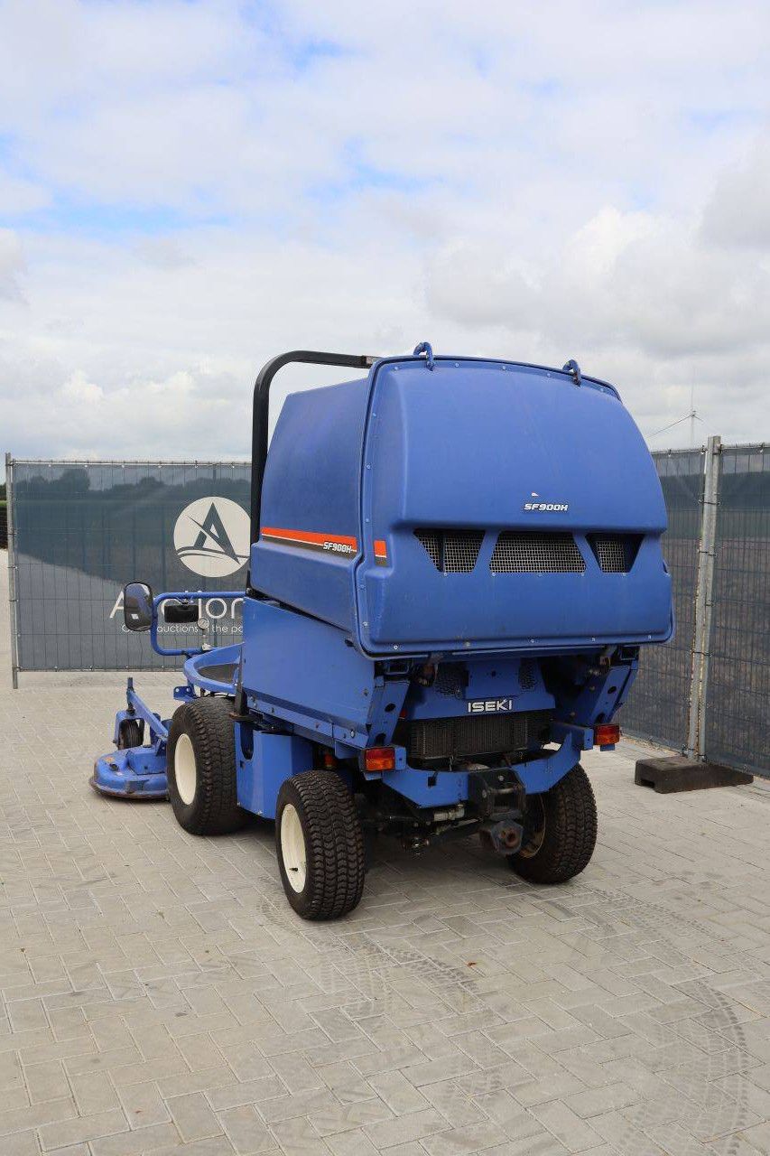 Iseki SF370FH Diesel-Aufsitzmäher