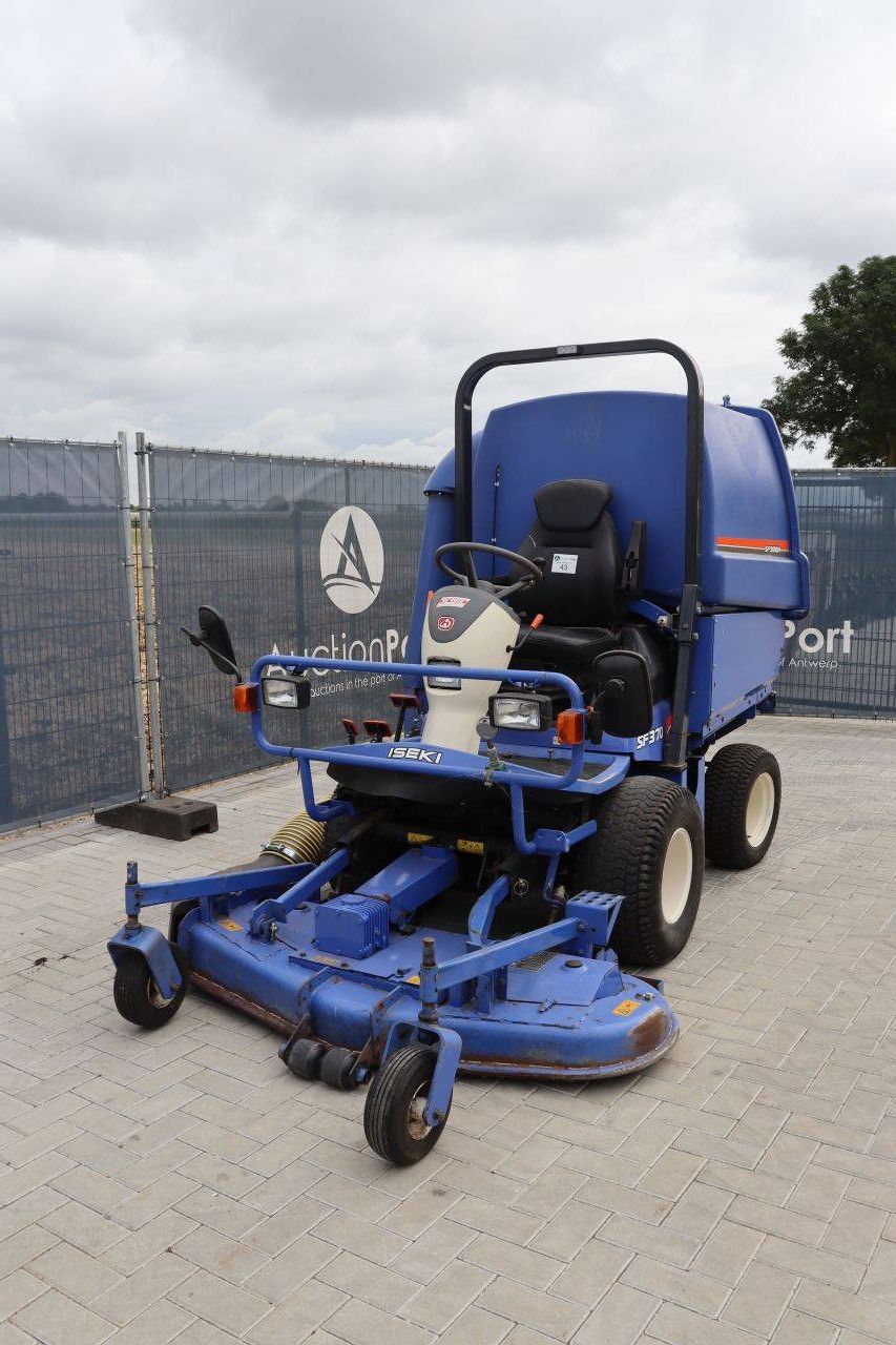 Iseki SF370FH Diesel-Aufsitzmäher