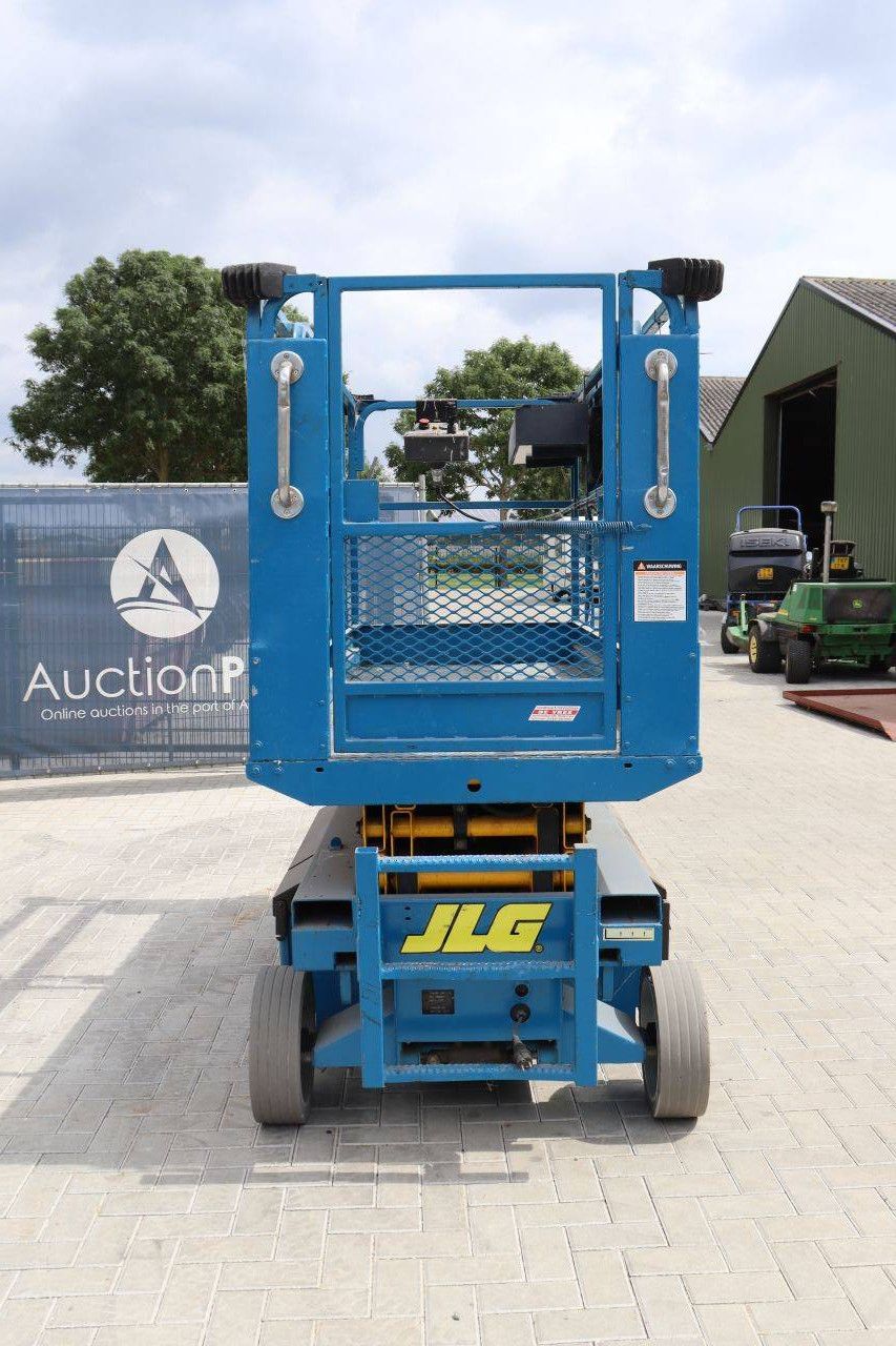 Scherenbühne JLG 2046-E Elektrisch 455 kg 8,1 m 1997