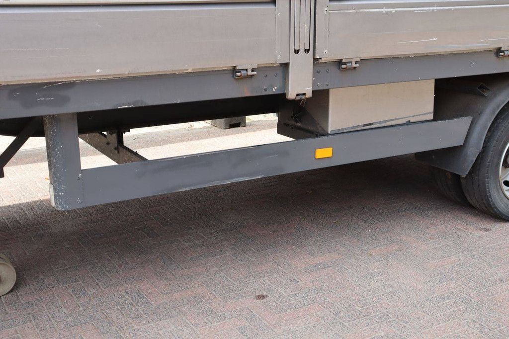 Baldinger 7000 5200kg 2000 curtain-sided semi-trailer (Margin)