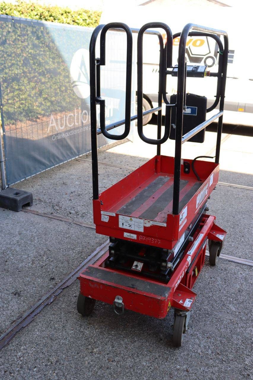 Scissor Lift Snorkel PUSH 8 PRO Electric 2015