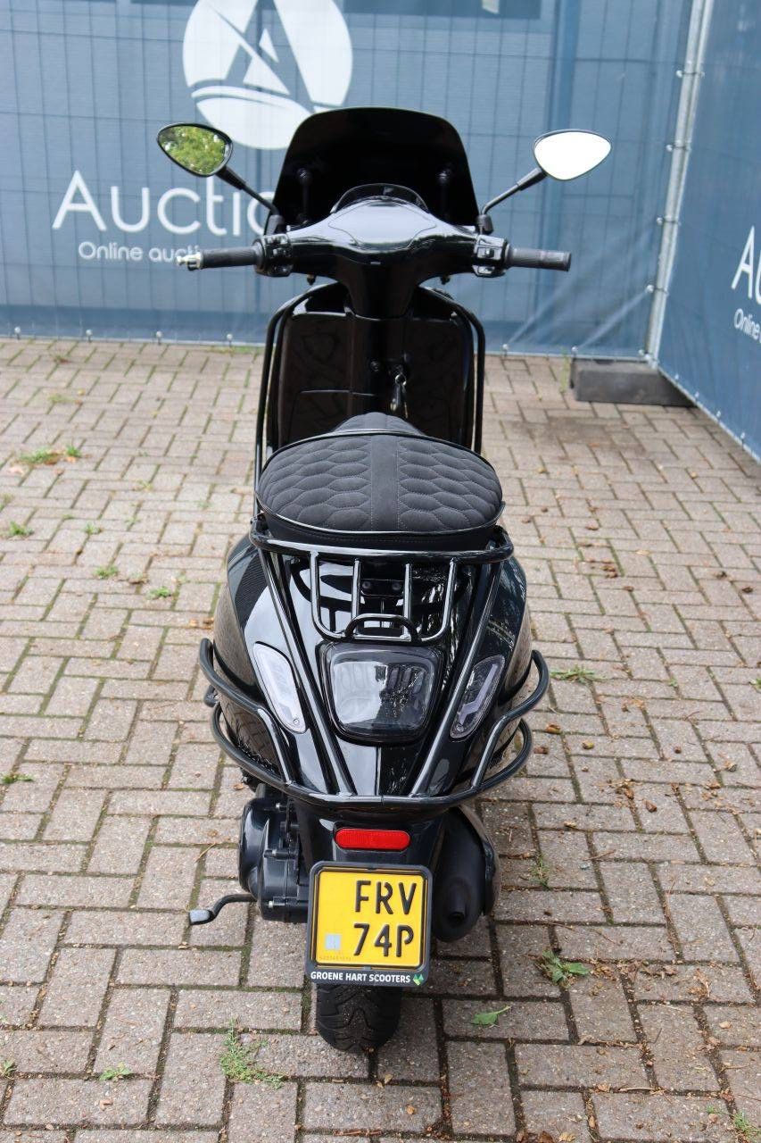 Roller Piaggio VESPA SPRINT 50 Benzin 2024