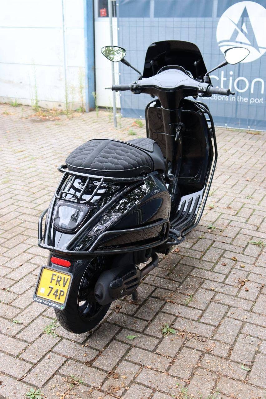 Roller Piaggio VESPA SPRINT 50 Benzin 2024