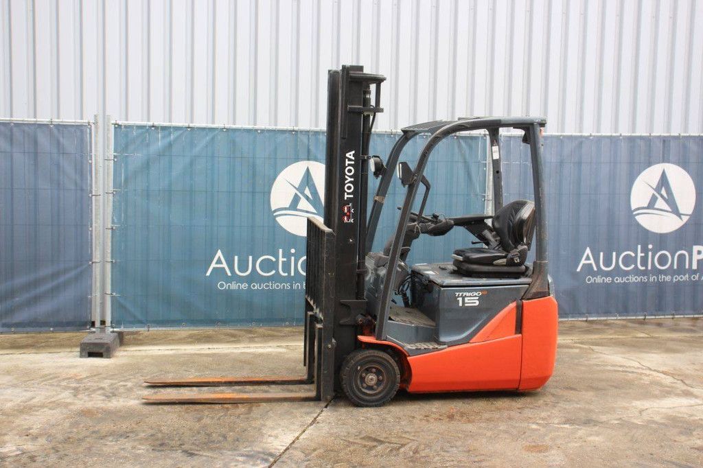 Toyota 8FBE15T Electric Forklift 1500kg 3.7m 2016