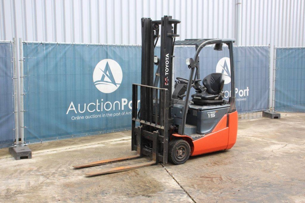 Toyota 8FBE15T Electric Forklift 1500kg 3.7m 2016