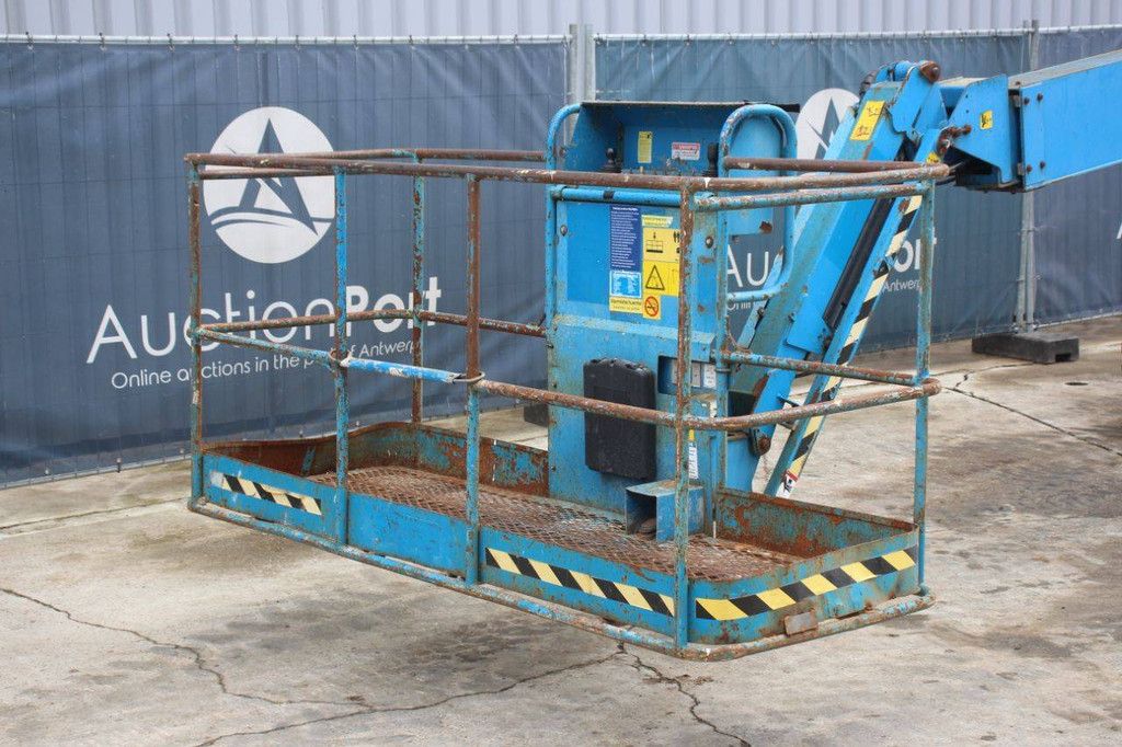 Genie S-45 Diesel-Teleskoparbeitsbühne 15,7 m 2008
