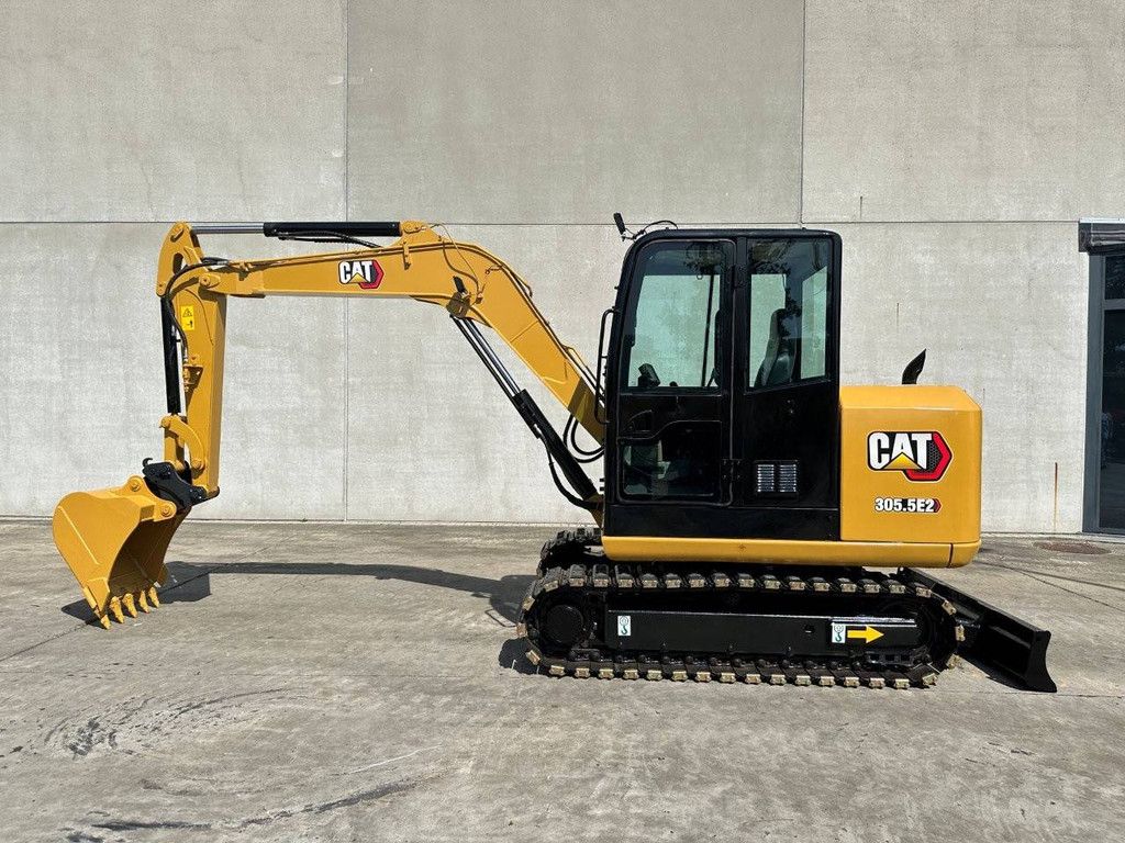 Midi excavator Caterpillar 305.5E2 Diesel 2018