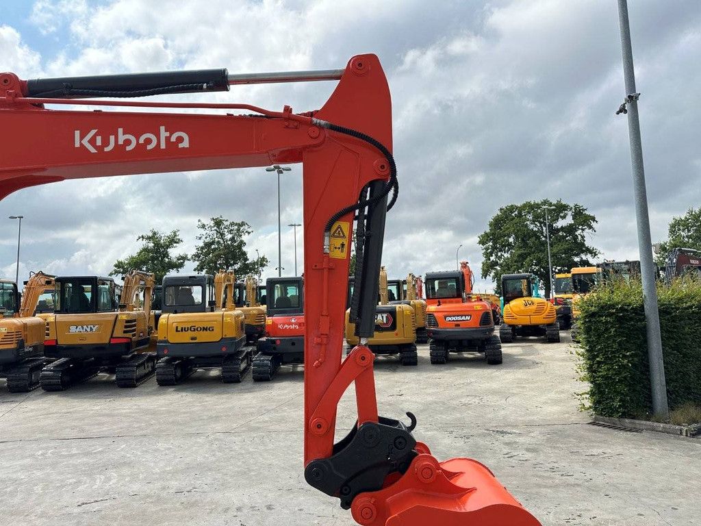 Midi excavator Kubota KX155-3SZ Diesel 2012