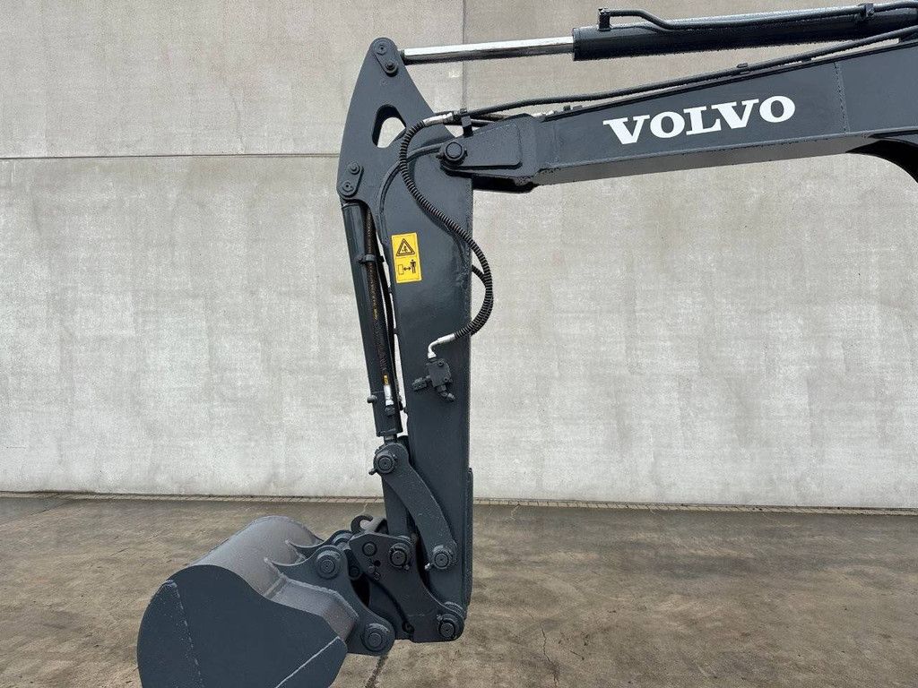 Midi excavator Volvo EC60C Diesel 2012